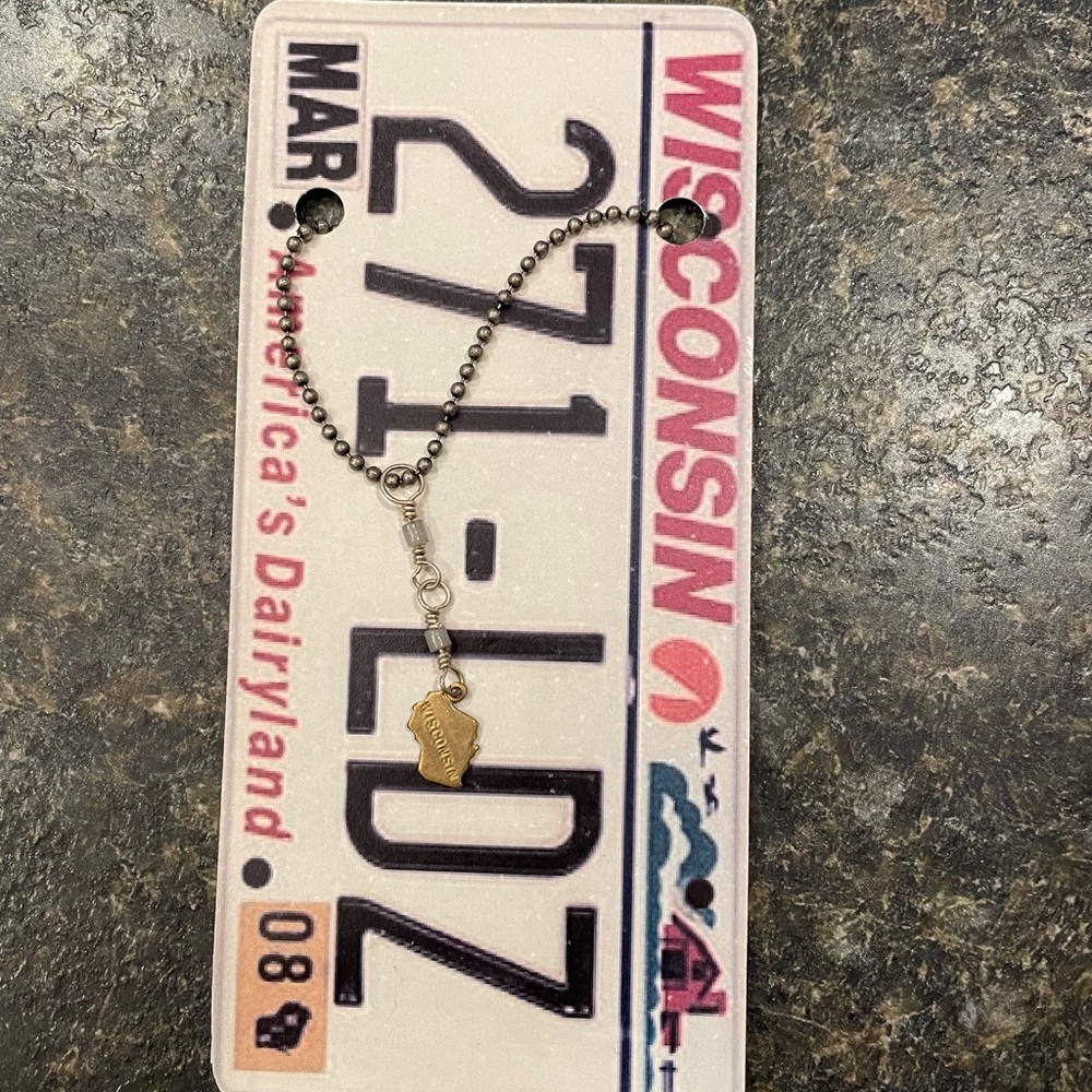 Gold Wisconsin Pendant Necklace